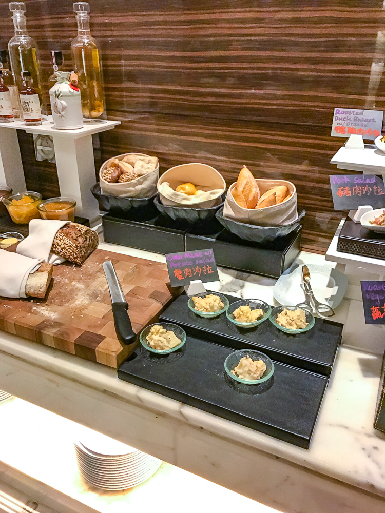 The Ritz Carlton Macau Club Lounge