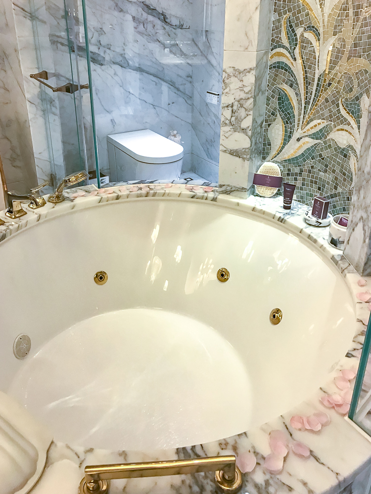 The Ritz Carlton Macau Salle de bain suite