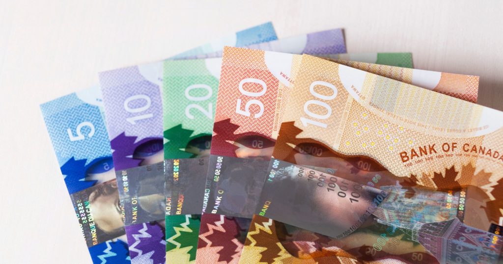 dollars canadiens