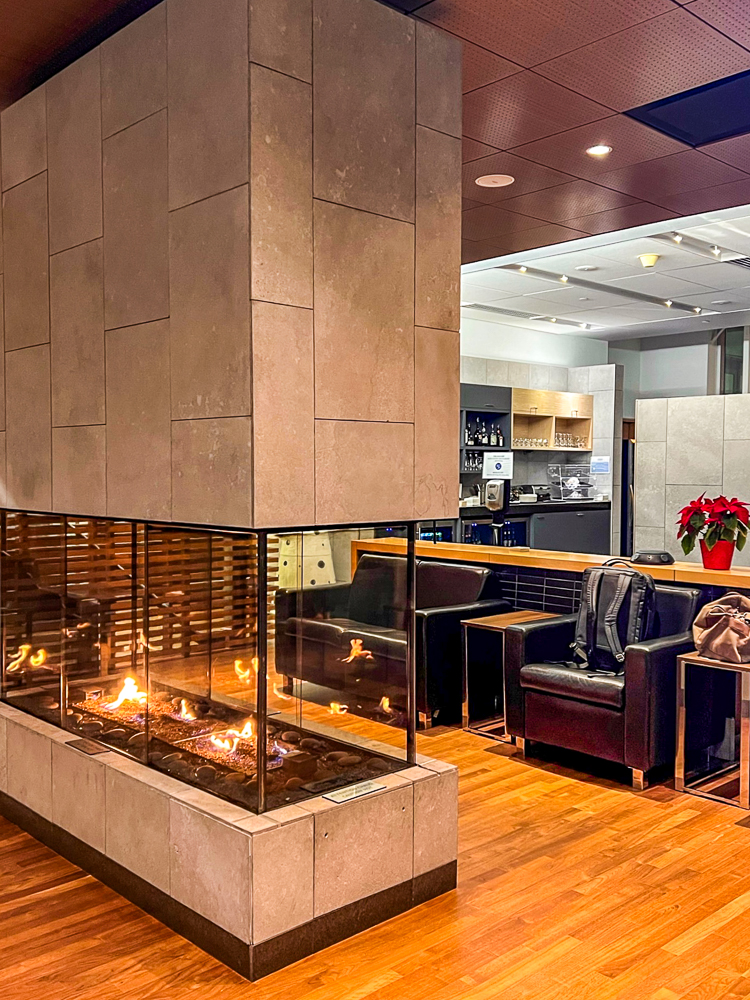 Salon VIP Club Med YQB