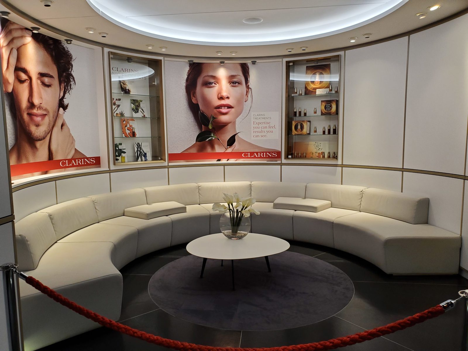 Air France lounge spa 