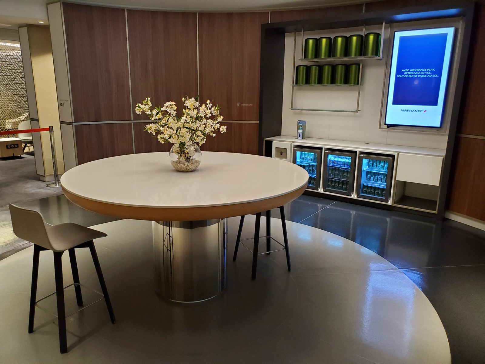 Air France lounge CDG Terminal 2E Hall L