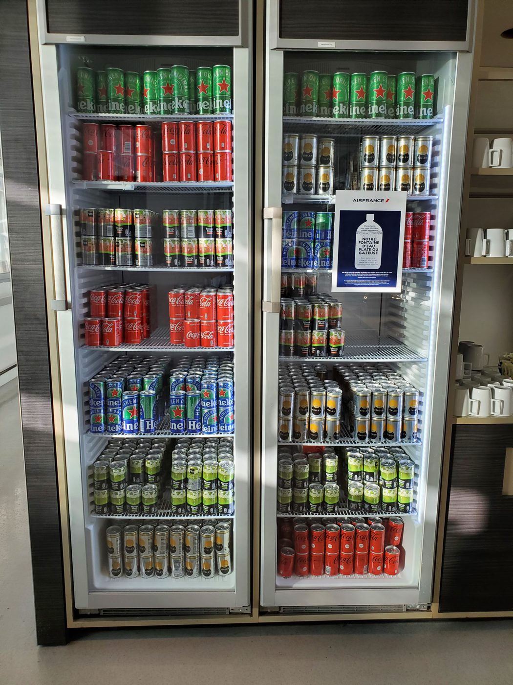 Air France lounge food and drinks