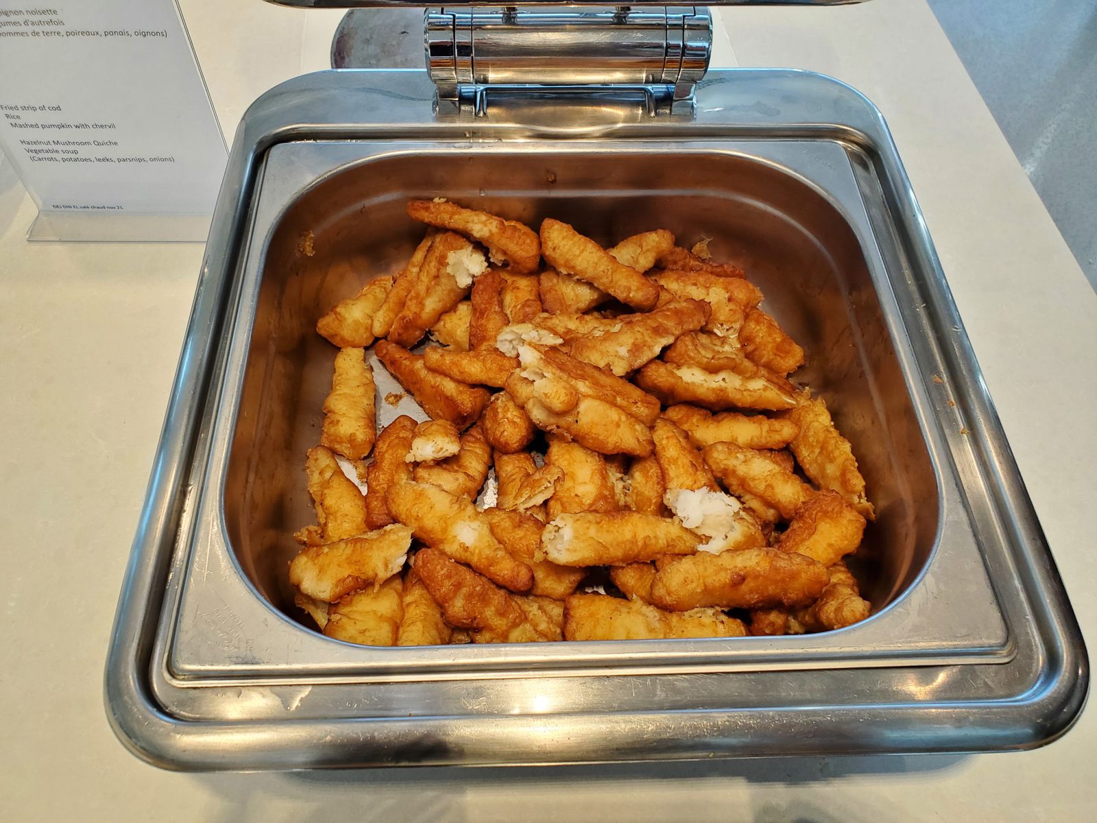 Air France lounge food and drinks