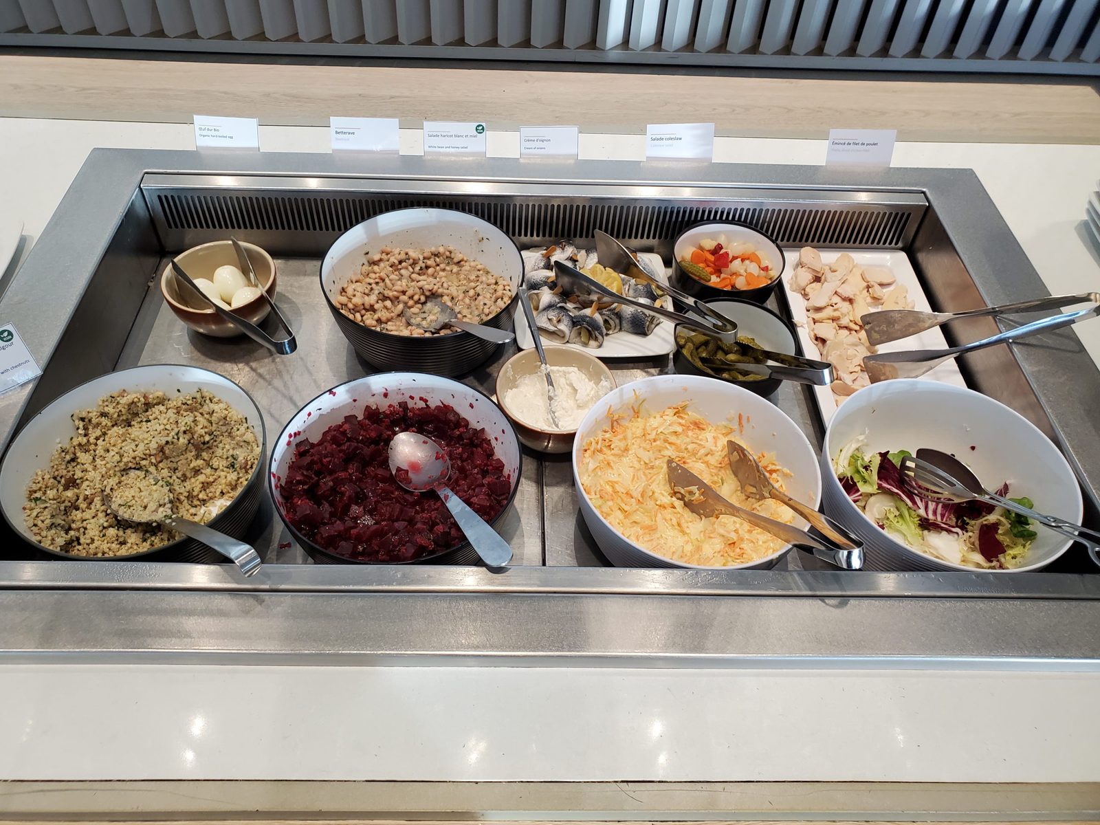 Air France lounge food and drinks