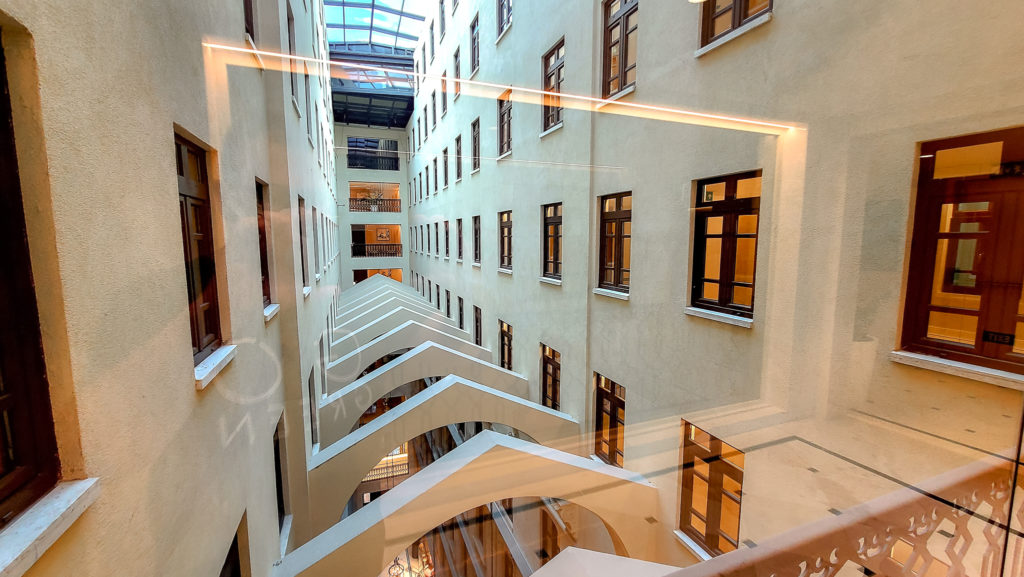 Atrium JW Marriott Istanbul Bosphorus