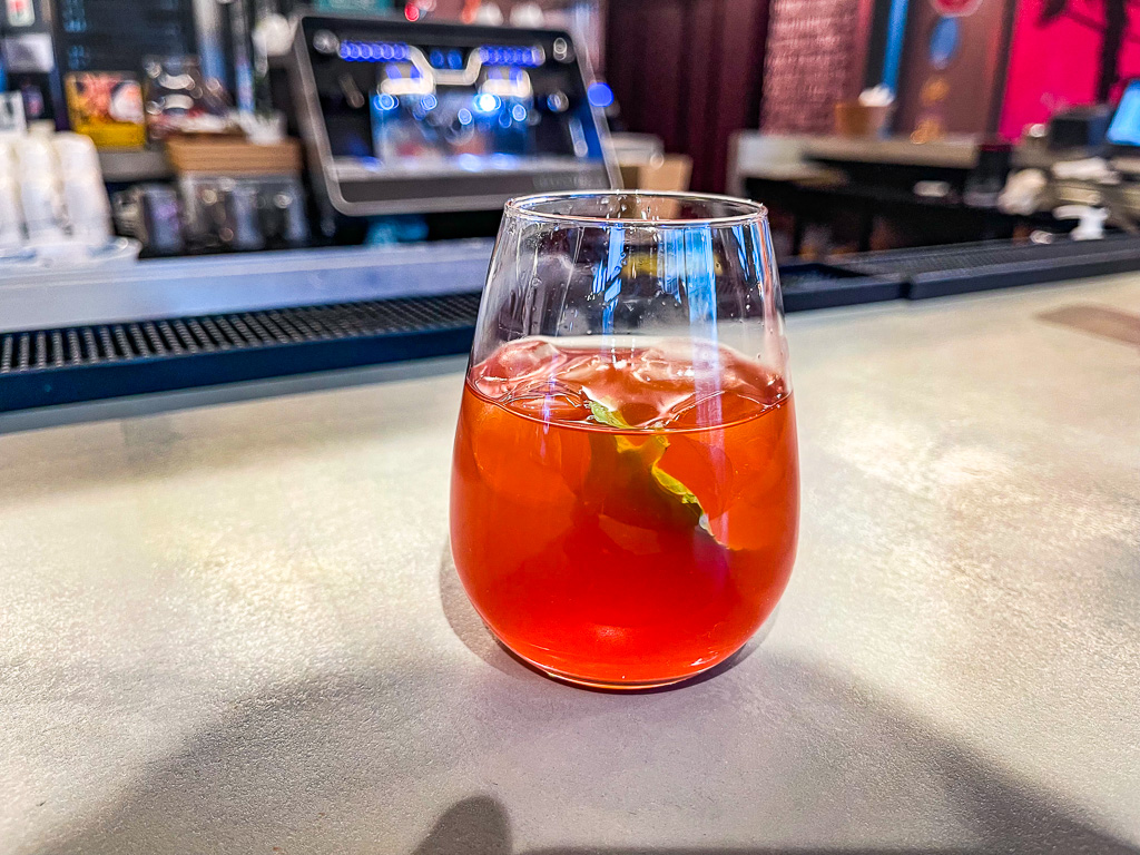 Moxy Lisbon CityAMOXY LISBON CITY