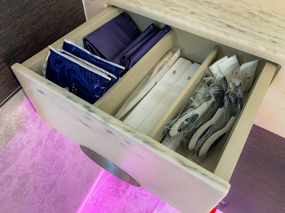 Singapore Airlines Suites Featured