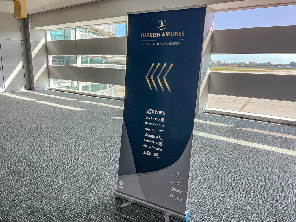 Turkish Airlines Lounge Miami-02