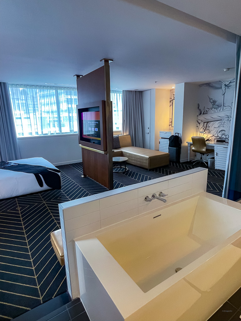 W montreal Hotel Marriott