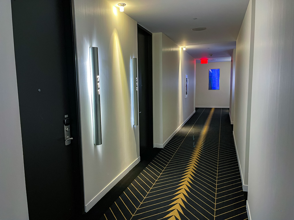 W montreal Hotel Marriott