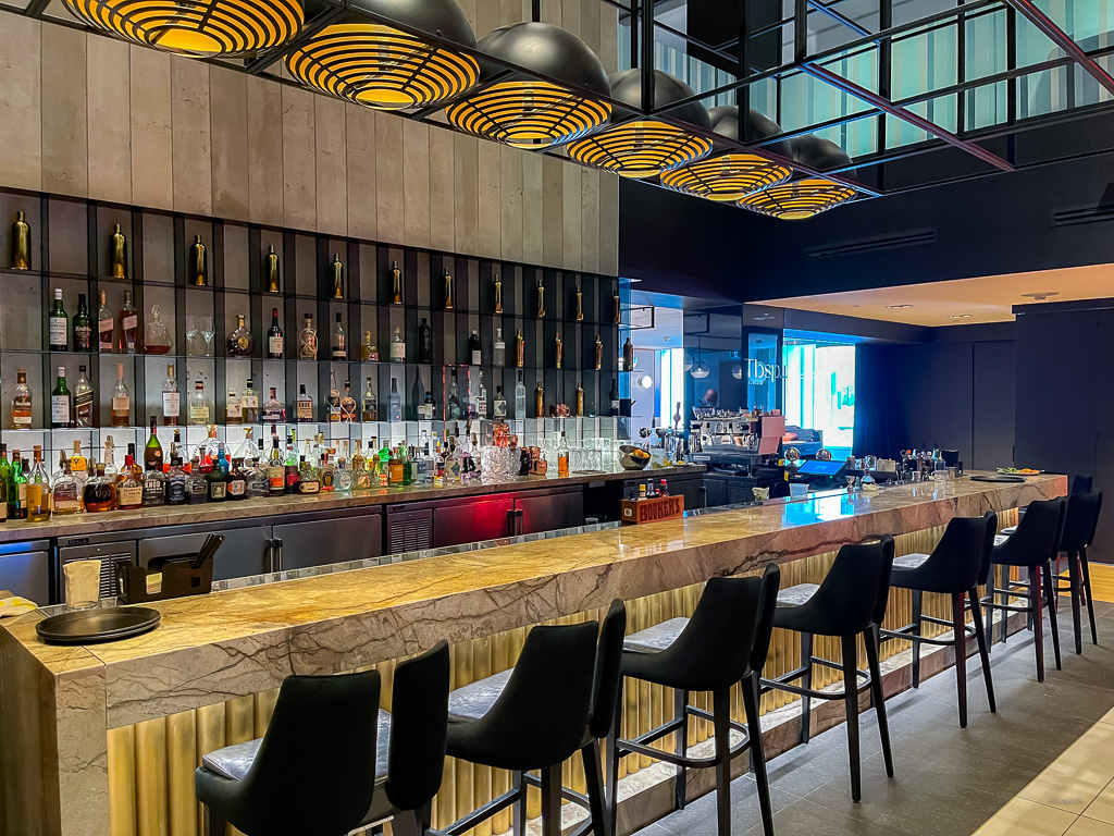 W montreal Hotel Marriott