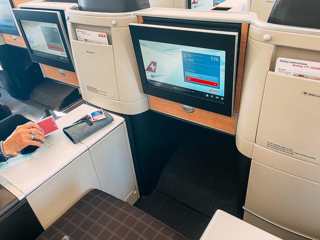 Swiss Business ZRH DXB