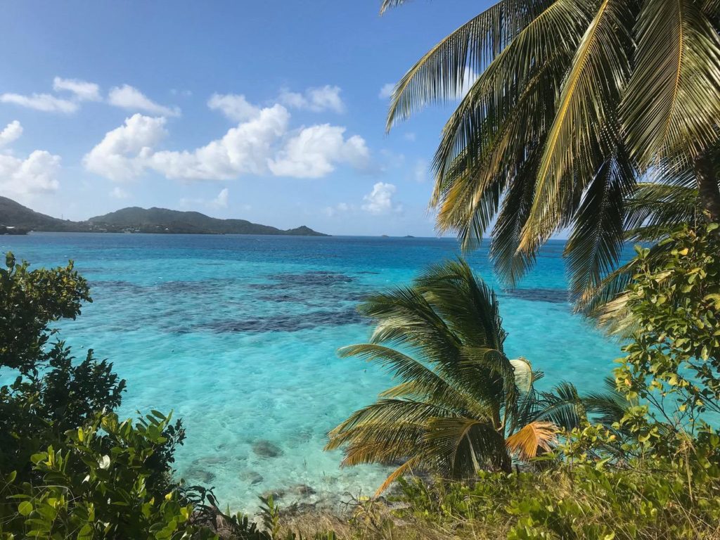 7. Île de San Andres - Unsplash
