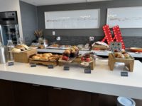 Calgary Airport Marriott In Terminal Hotel M Club Buffet