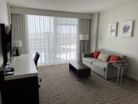 Calgary Airport Marriott In Terminal Hotel Salon