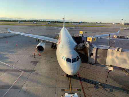 Airplane Ac Airplane Yul Takeoff Runway