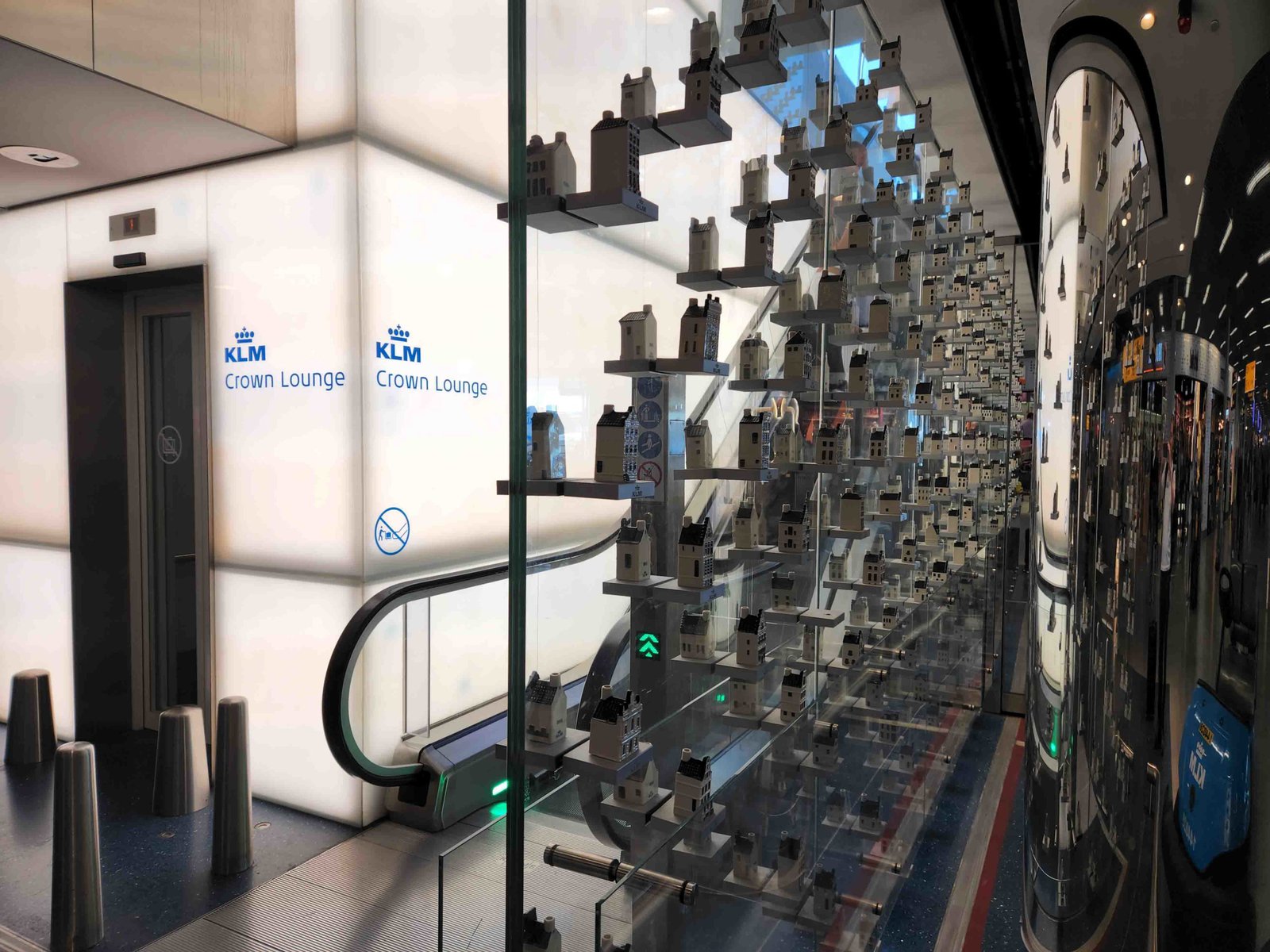 Klm Amsterdam Lounge Entrance 1