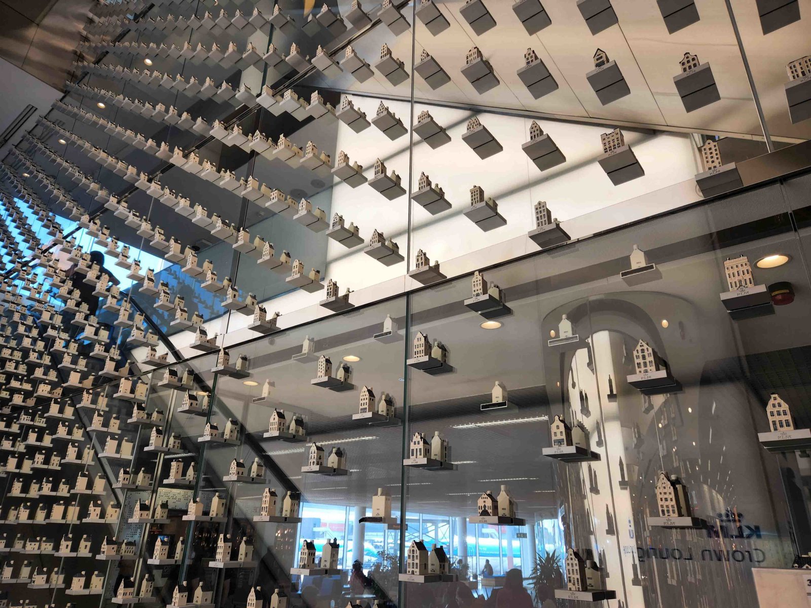 Klm Amsterdam Lounge Entrance 2