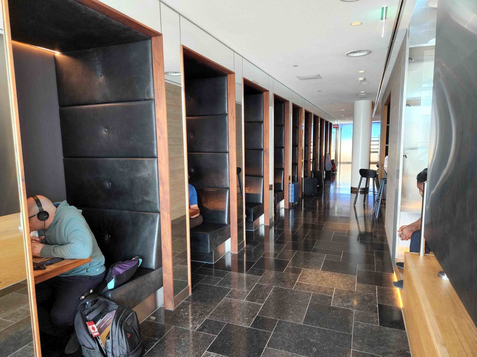 Klm Amsterdam Lounge Upstairs Seating 2