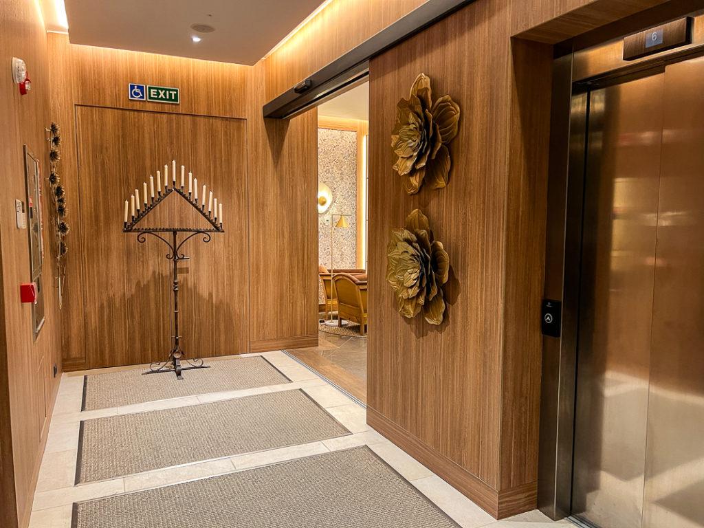 Lobby 95 Querencia De Sevilla Autograph Collection Etienne