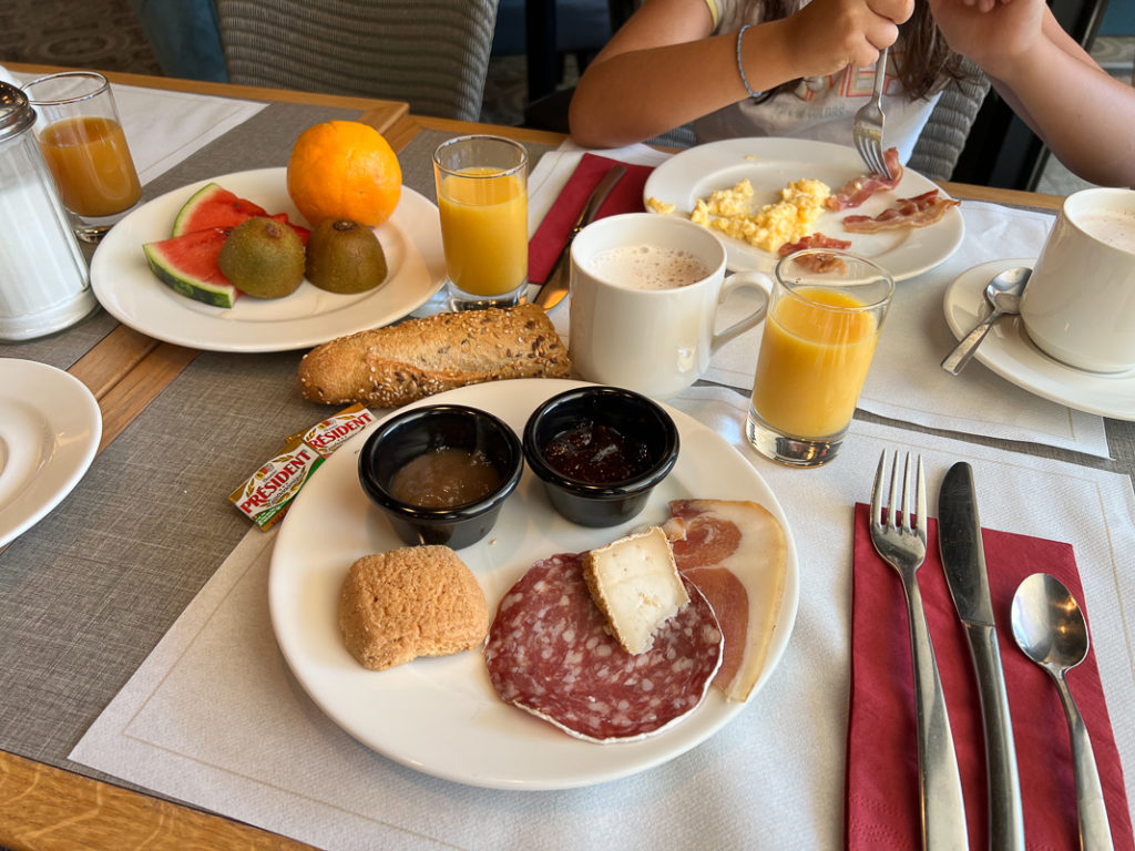 Best Western Bastia 18