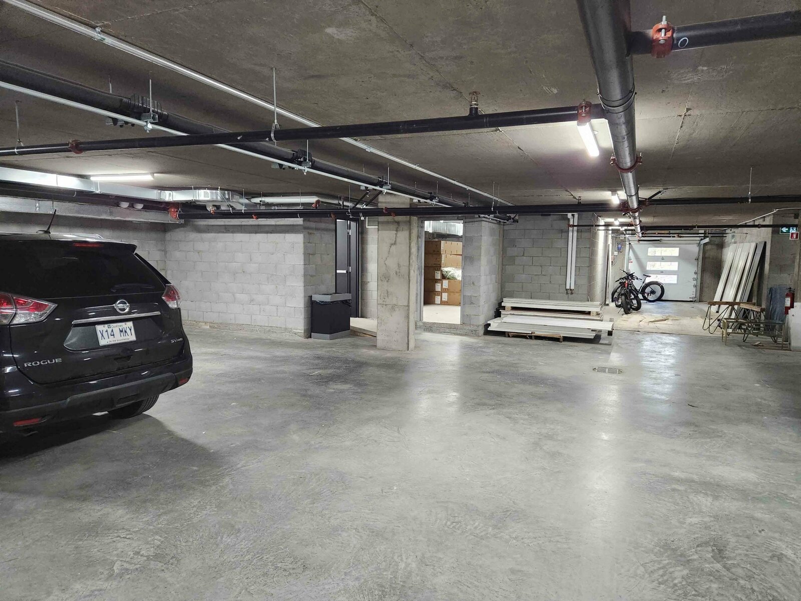 Ripplecove Hotel Room -5-