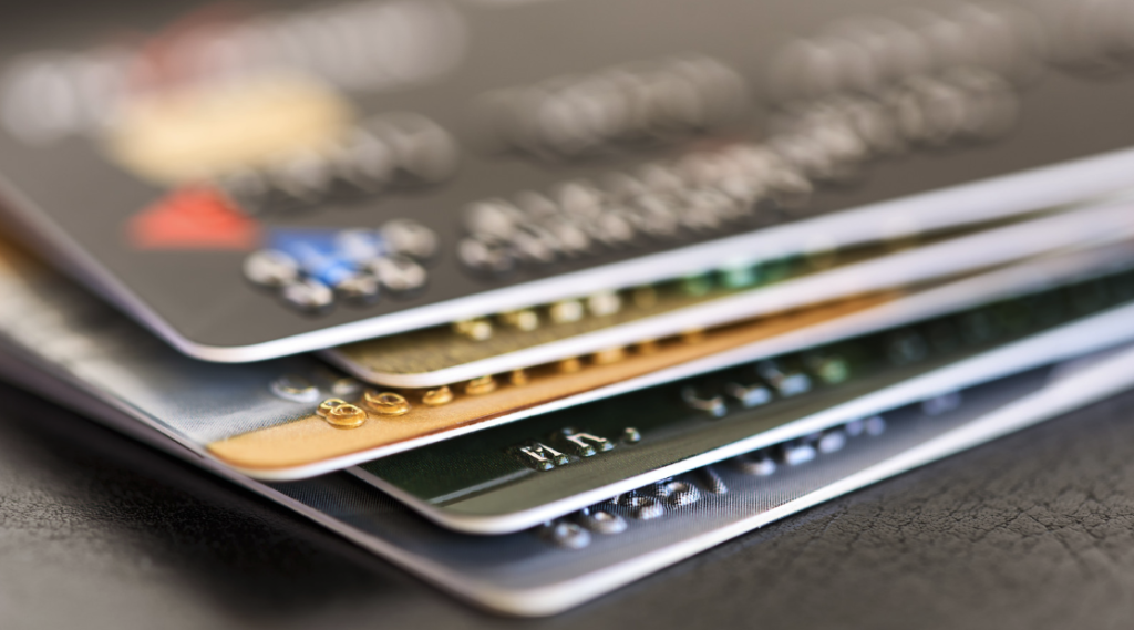 Cartes De Credit Pile