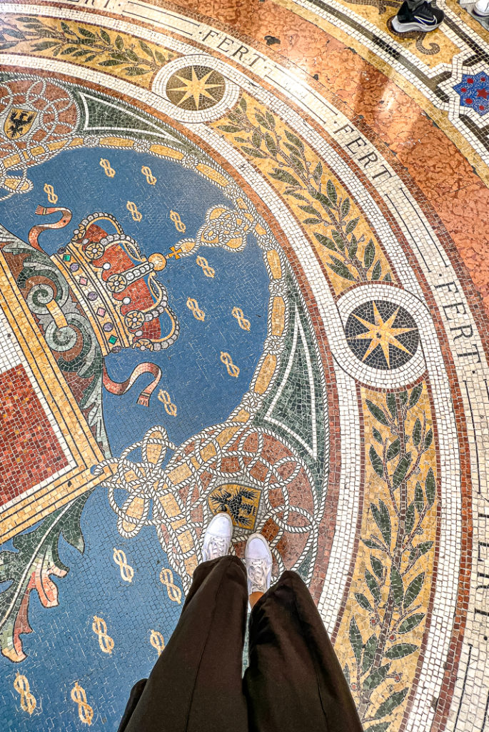 Milan Credit Marie Eve 13