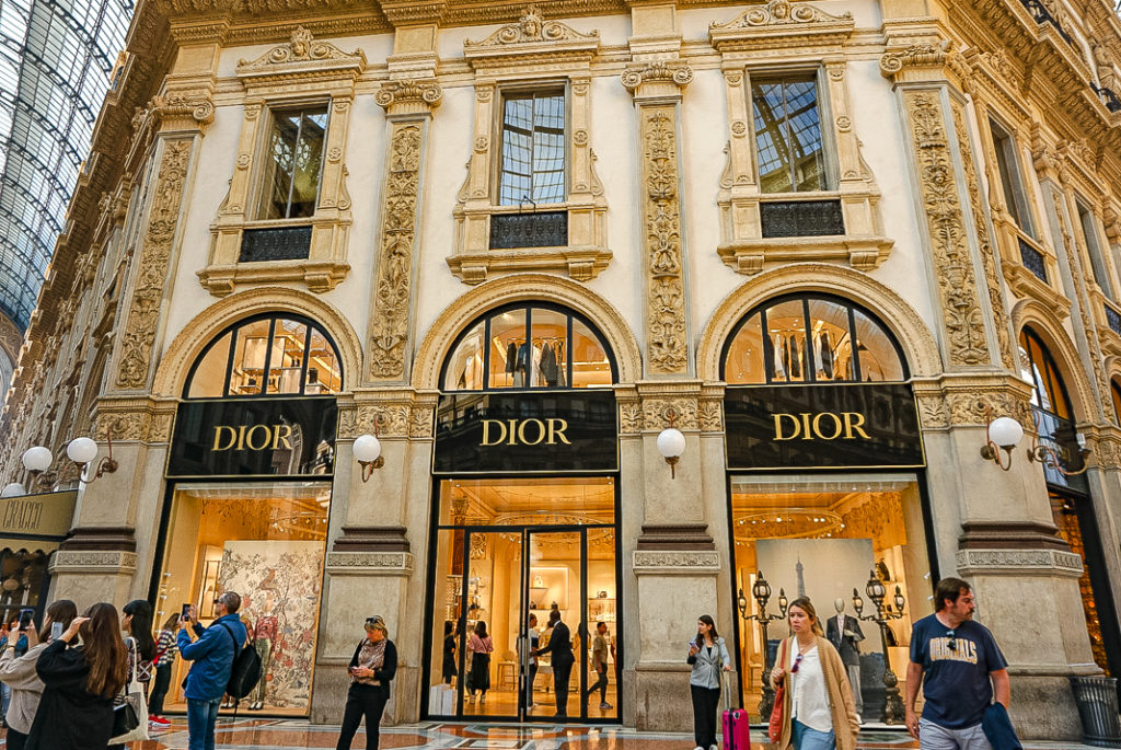 Milan Credit Marie Eve 14