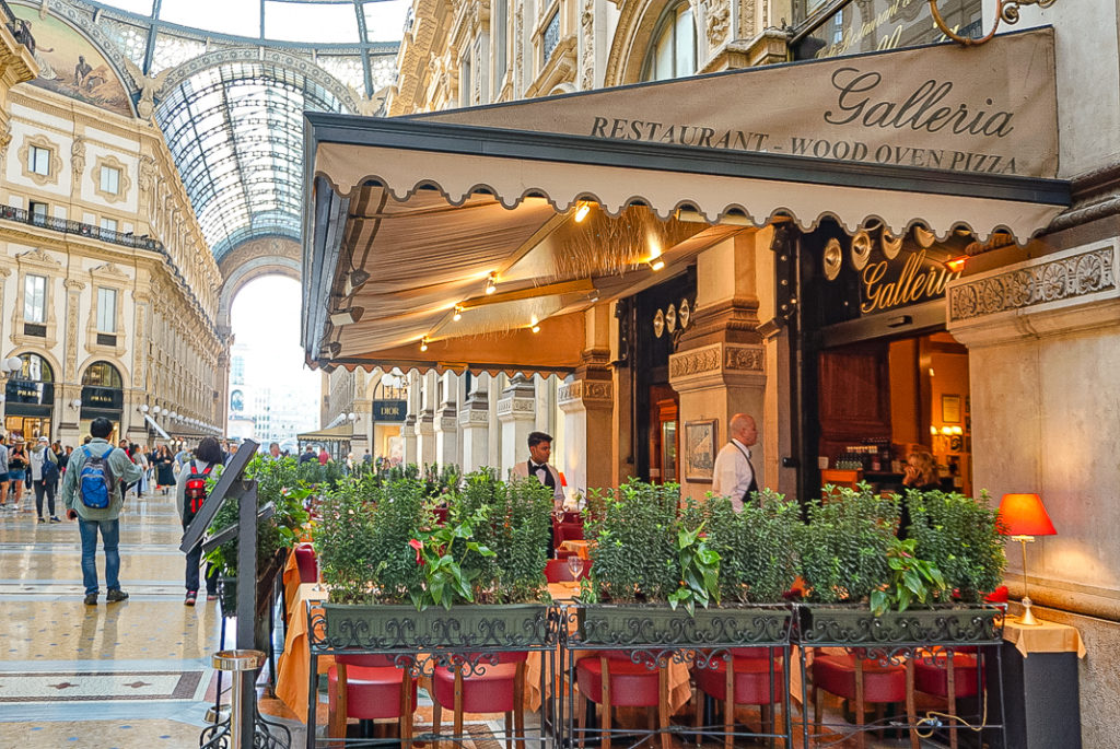 Milan Credit Marie Eve 16