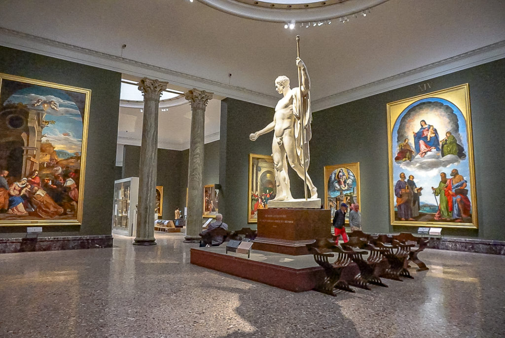 Milan Credit Marie Eve 59