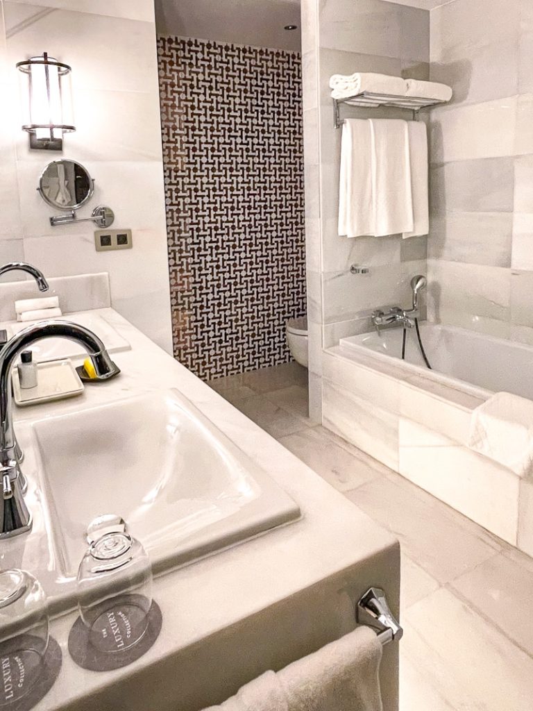 Hotel Alfonso XIII, Seville