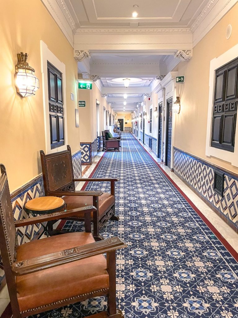 Hotel Alfonso XIII, Seville