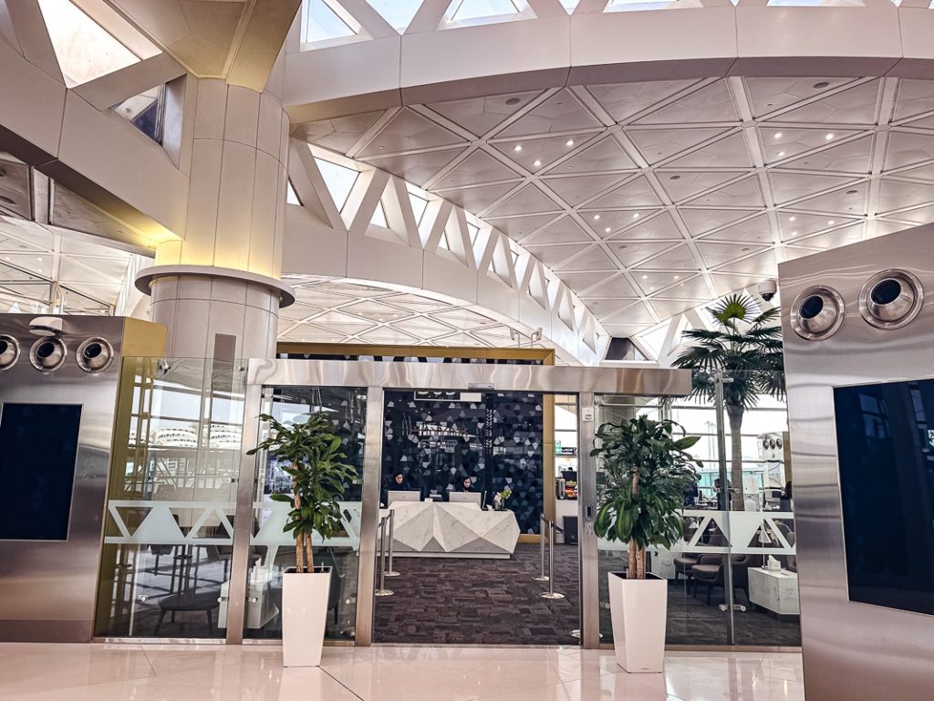 Qatar Airways A350-10