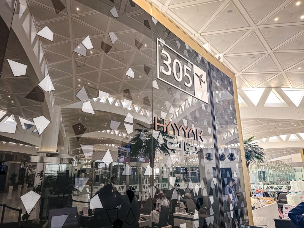 Qatar Airways A350-12