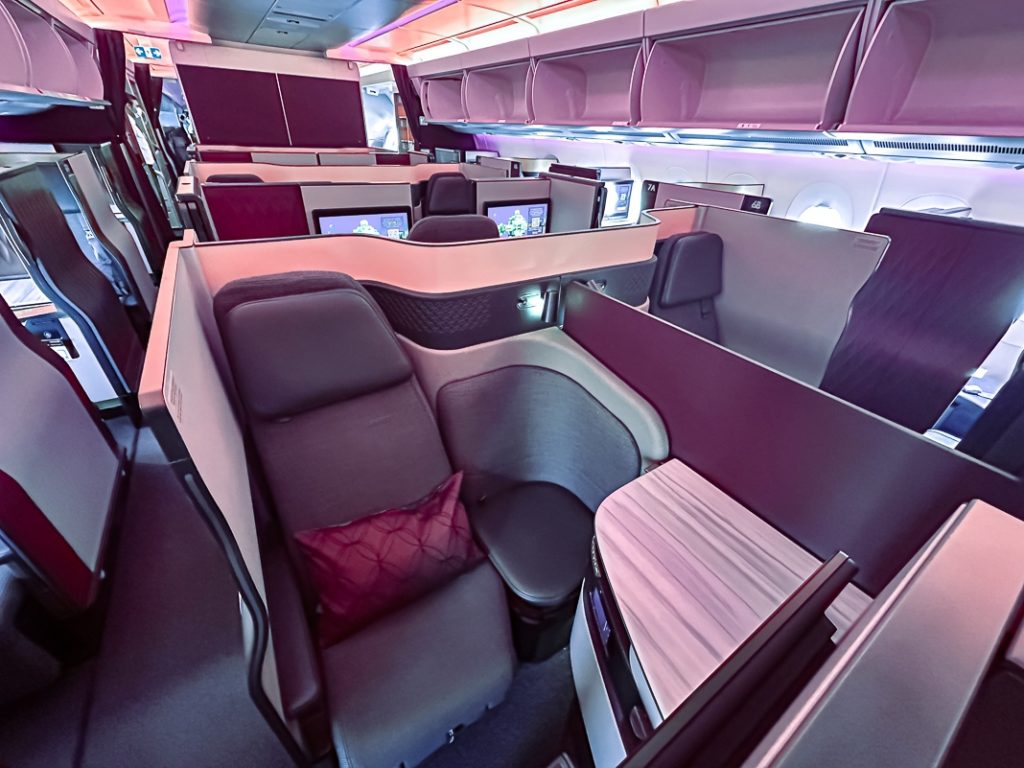 Qatar Airways A350-31