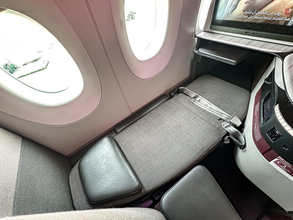 Qatar Airways A350-62