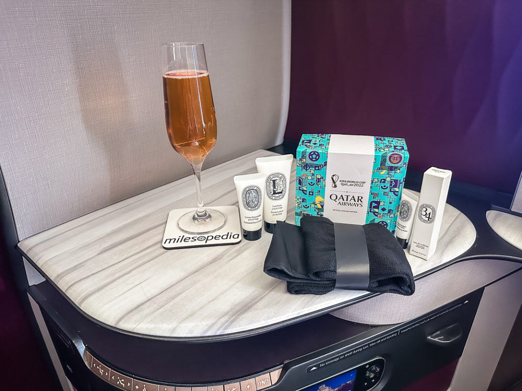 Qatar Airways B777-17