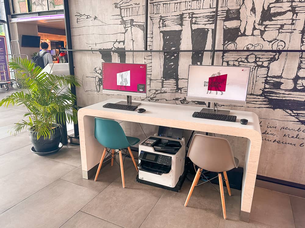 Aloft jakarta wahid hasyim 03