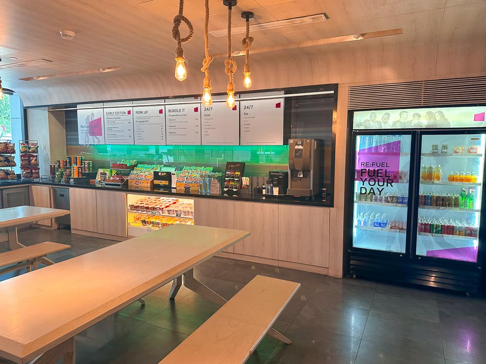 Aloft jakarta wahid hasyim 09