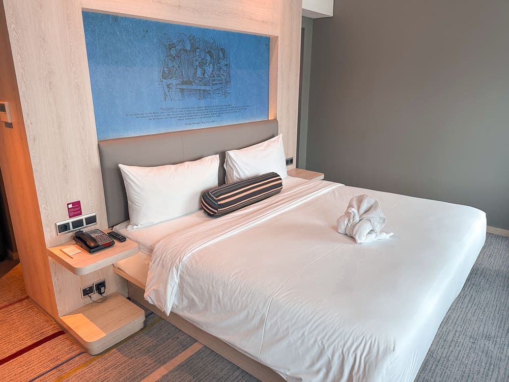 Aloft jakarta wahid hasyim 12