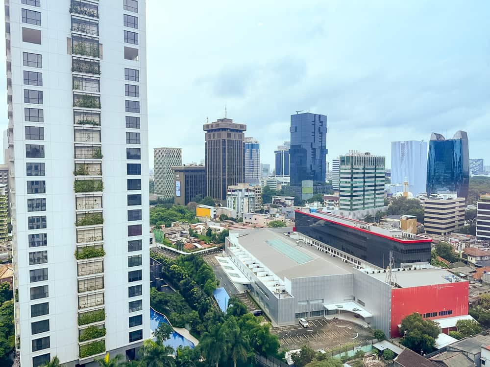 Aloft jakarta wahid hasyim 21