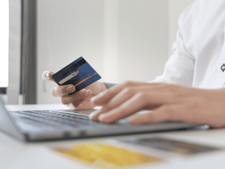 Carte de crédit pour entreprise avantages et inconvénients