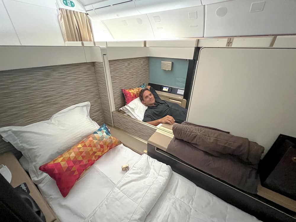 Etihad first auh gva 38
