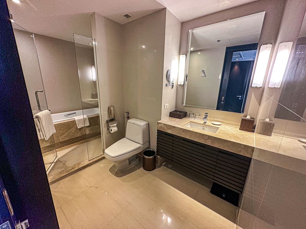 Sathorn Vista, Bangkok - Marriott Executive Apartments