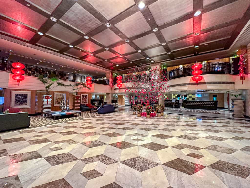 Sheraton Hong Kong Hotel & Towers - Lobby