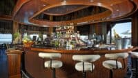 Sofitel moorea bar1