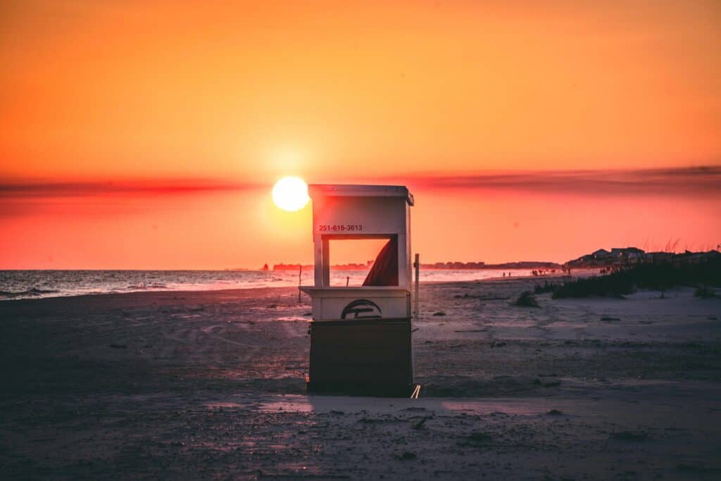 Gulf shores unsplash