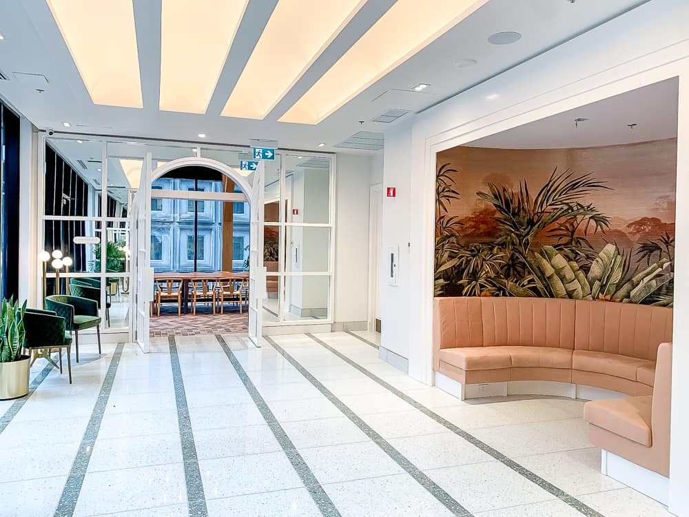 Atelier de Julia Honeyrose Montreal, Tribute Portfolio